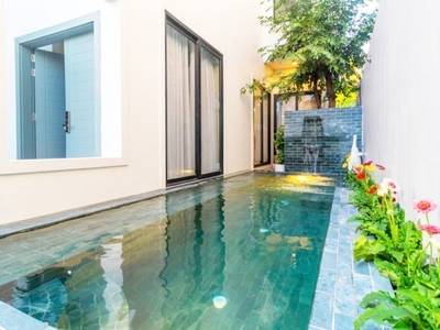 $1,700 Villa