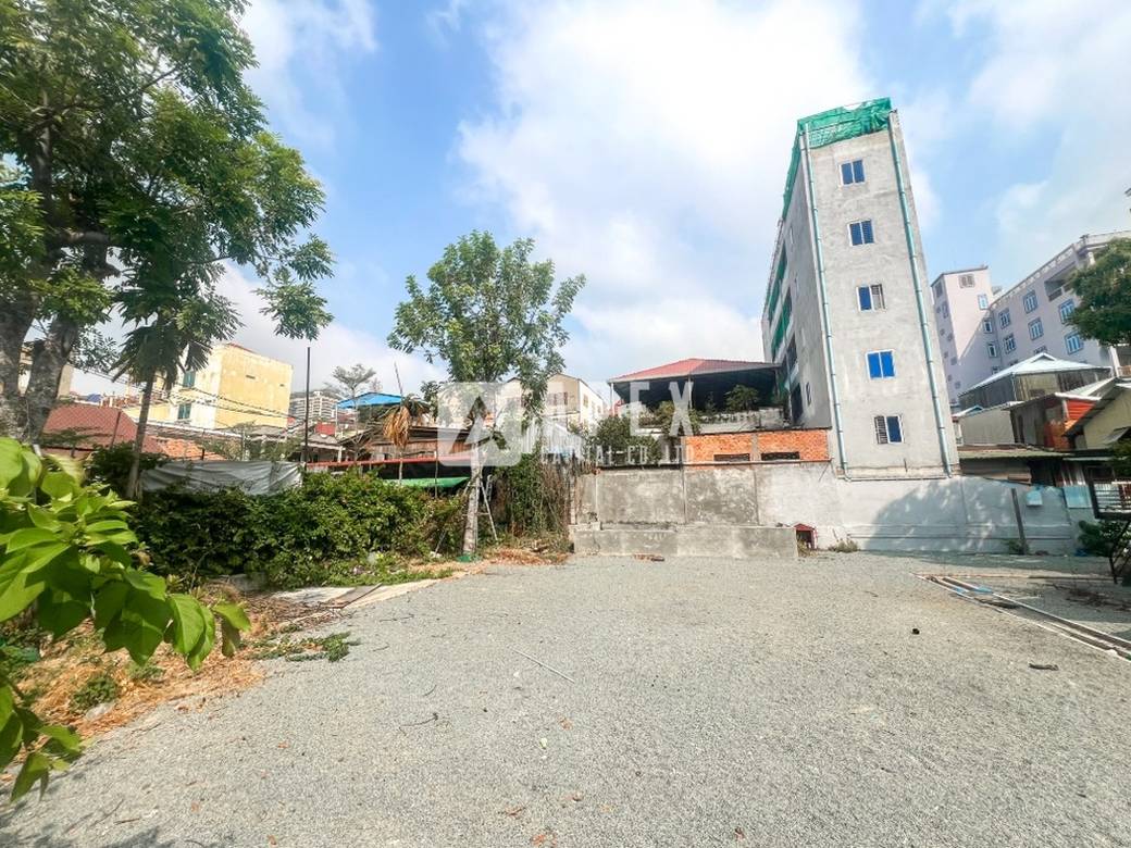544平方米土地面积的土地出租，价格$3,800