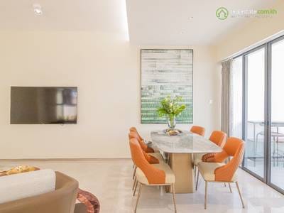Le Condé BKK1 | 28-879 sqm Living Size Condo Na prodej in Boeng Keng Kang