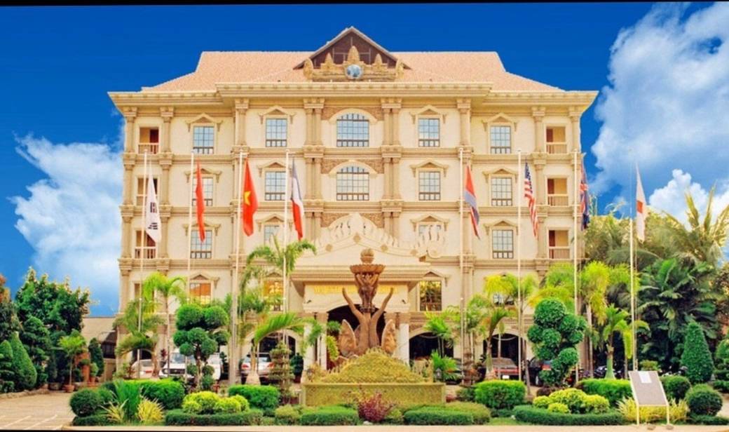3,523 sqm Land Size Hotel Na prodej