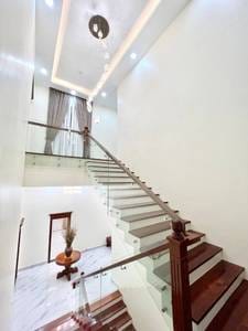 $1,200,000 Villa