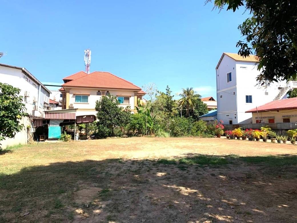 Sala Kamraeuk ដី សំរាប់ជួល នៅ Sala Kamraeuk