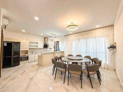 วิลล่า สำหรับเช่า ใน Daun Penh $2,800