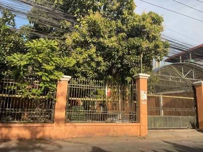 $3,000 Villa