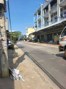 Dangkao店屋出售，价格$150,000