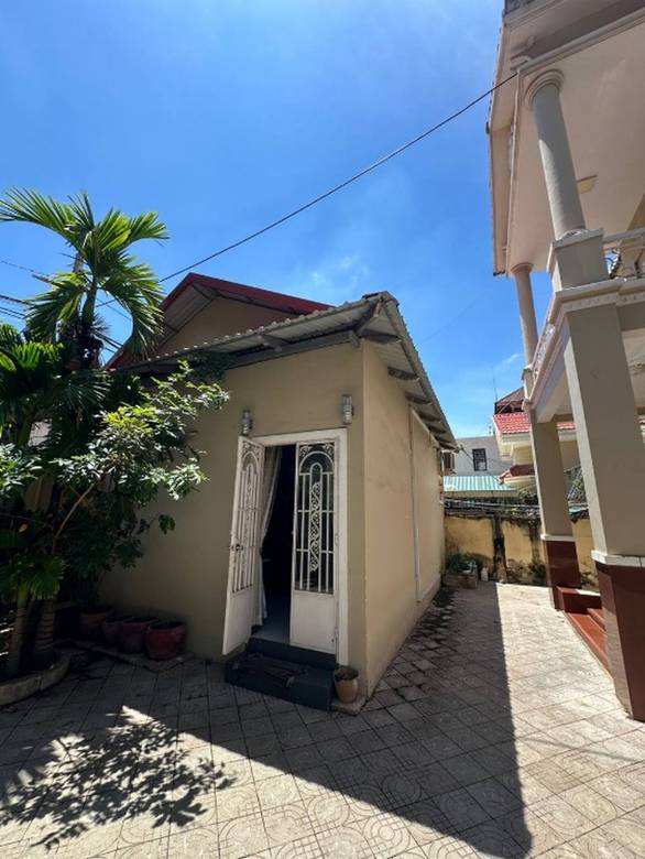 Vila For Sale & Rent in Boeung Kak 1, Toul Kork, Phnom Penh