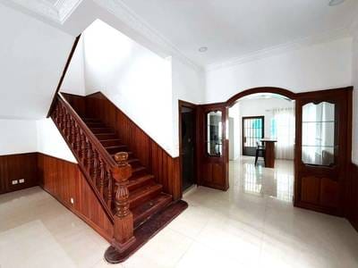 Vila K pronájmu in Tonle Bassac, Chamkarmon, Phnom Penh