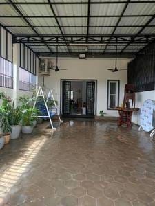 $60,000 Flat House