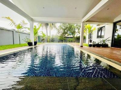 907 sqm Land Size Vila Na prodej