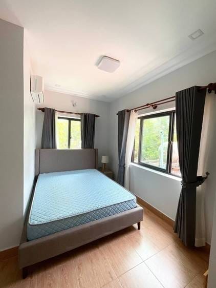 1卧室套房出租，价格$300