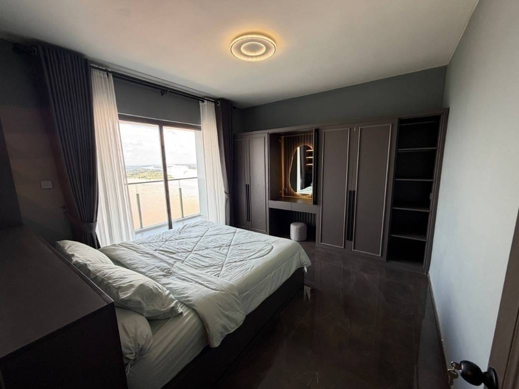 Morgan EnMaison | Condo Type | 2 Bedrooms Condo Na prodej for $280,000
