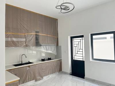 Chroy Changvar店屋出售，价格$280,000