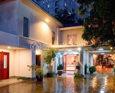 $17,000 Hotel
