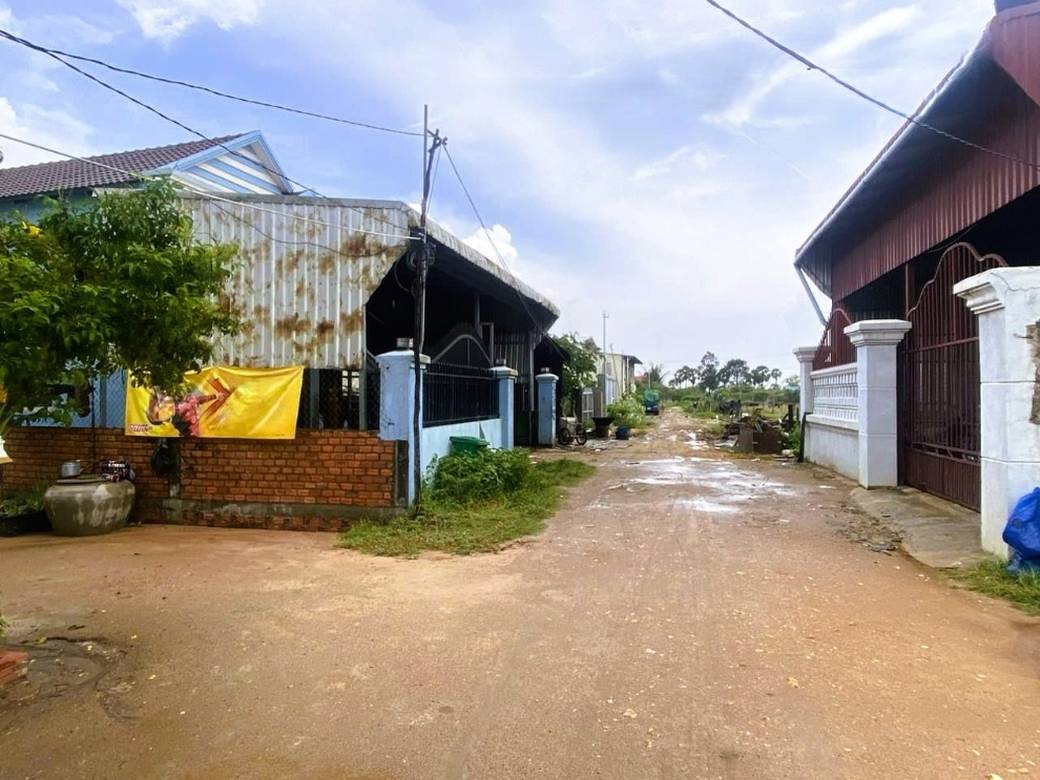 House and lot สำหรับขาย ใน ปนสัง, เปรกพนอ, พนมเปญ