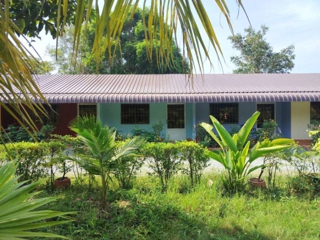 7,934 sqm Land Size House and lot For Sale