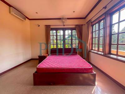 412.5 sqm Land Size Villa For Rent