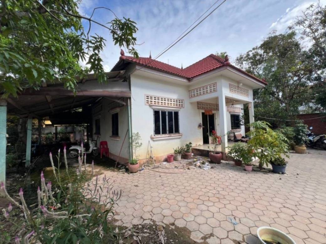 120 sqm Living Size House and lot For Sale in Siem Reap