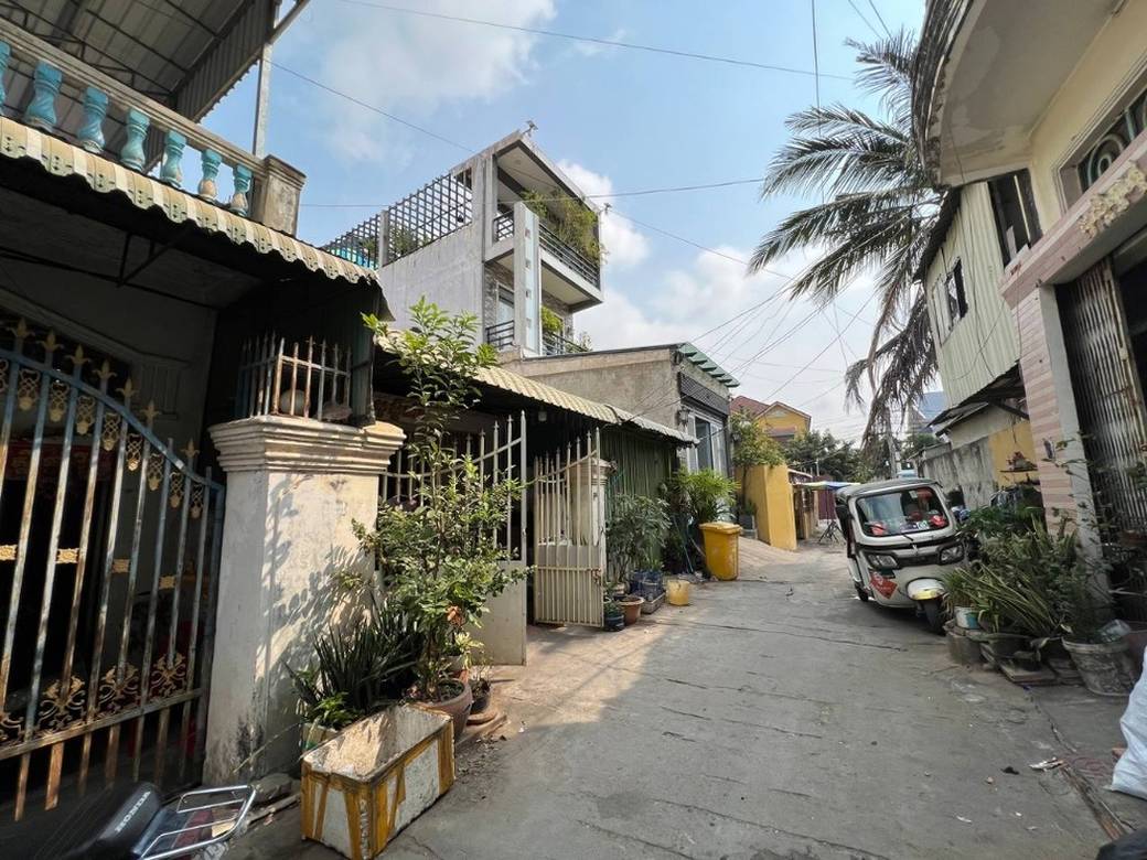 150 sqm Land Size Flat House For Sale