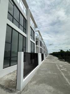Morgan Park Villa | 96 sqm Land Size Vila Na prodej