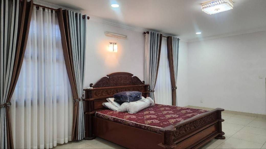 Vila K pronájmu in Boeung Kak 2, Toul Kork, Phnom Penh