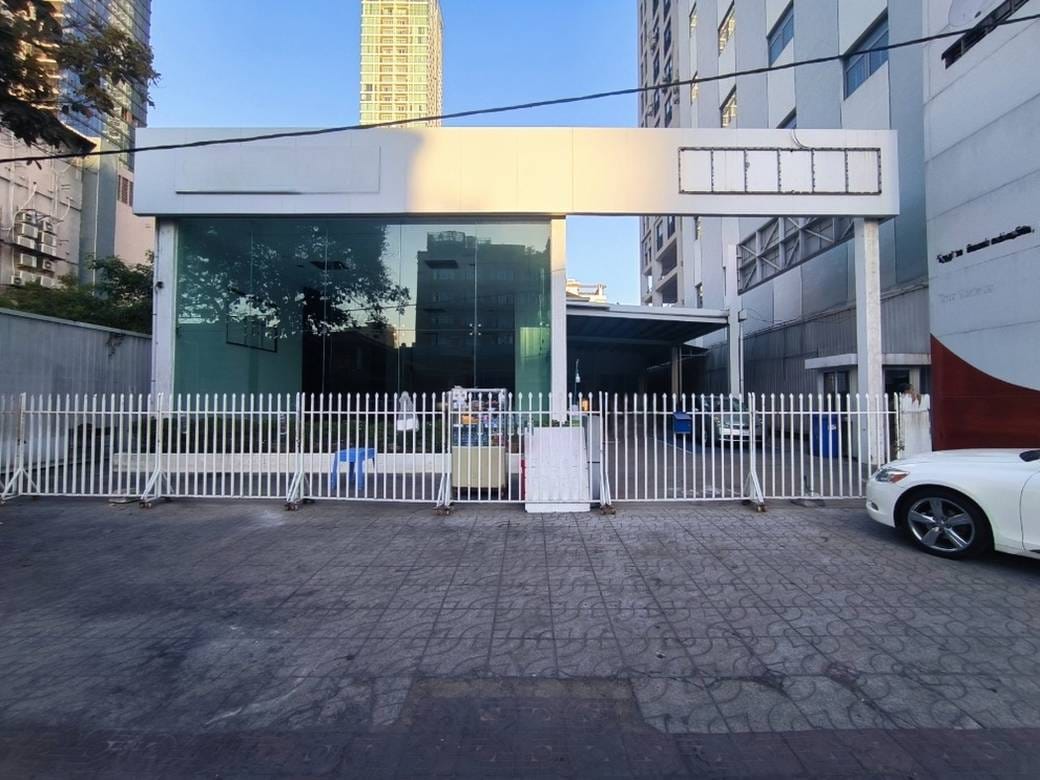 $12,000 CommercialShophouse