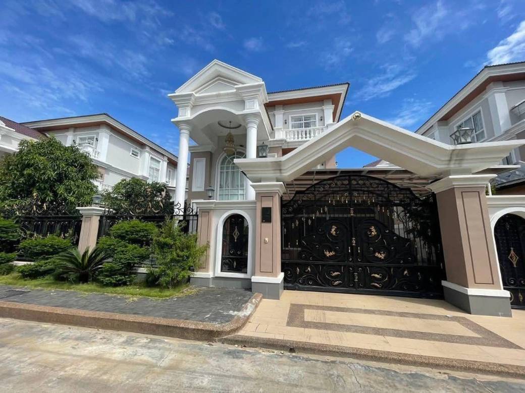 Borey Peng Huoth: The Star Platinum Eco Melody | 6 Bedrooms Apartmán K pronájmu