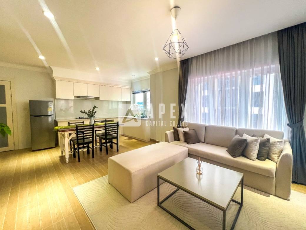 $1,300 Condo