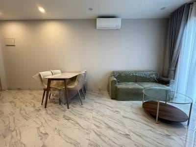 Condo For Sale with 1 Parking Space