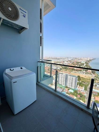 Morgan EnMaison | Condo Type | 100 sqm Land Size Condo Na prodej for $135,000