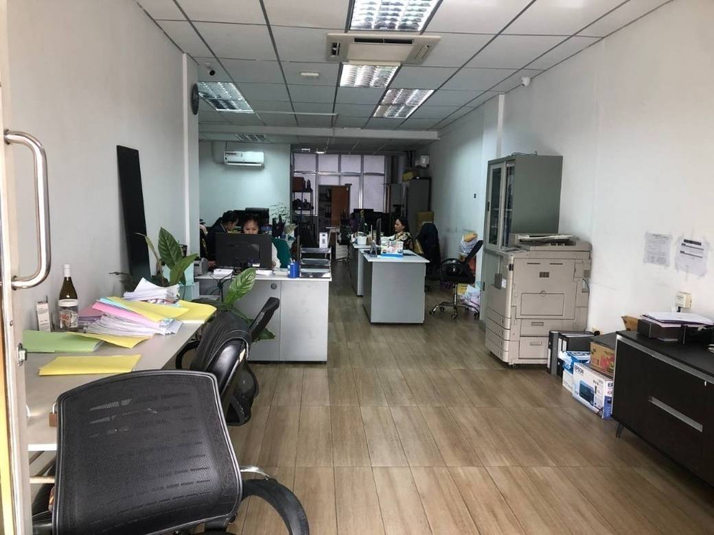 Tuek Thla Shophouse K pronájmu in Tuek Thla