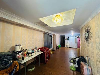 House and lot Na sprzedaż w Daun Penh $110,000
