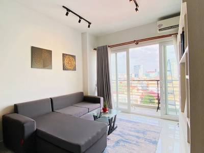 PS Crystal Condominium | Zařízeno Condo Na prodej