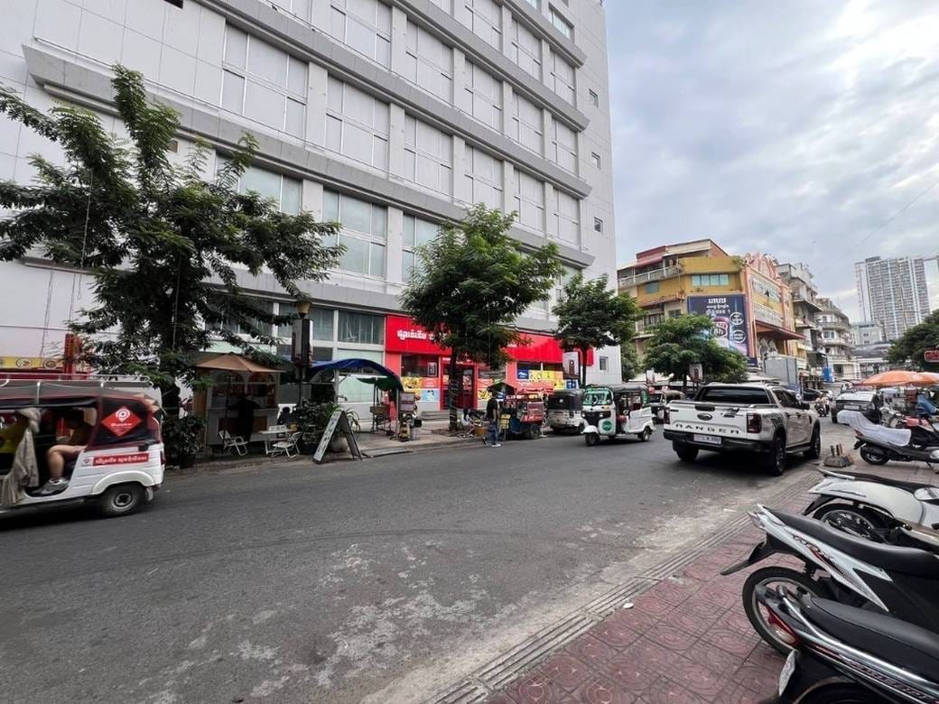 96平方米土地面积的CommercialShophouse出售