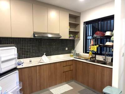 Řadový dům For Sale & Rent in Preaek Lieb, Chroy Changvar, Phnom Penh