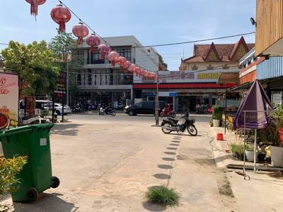 $700 店屋