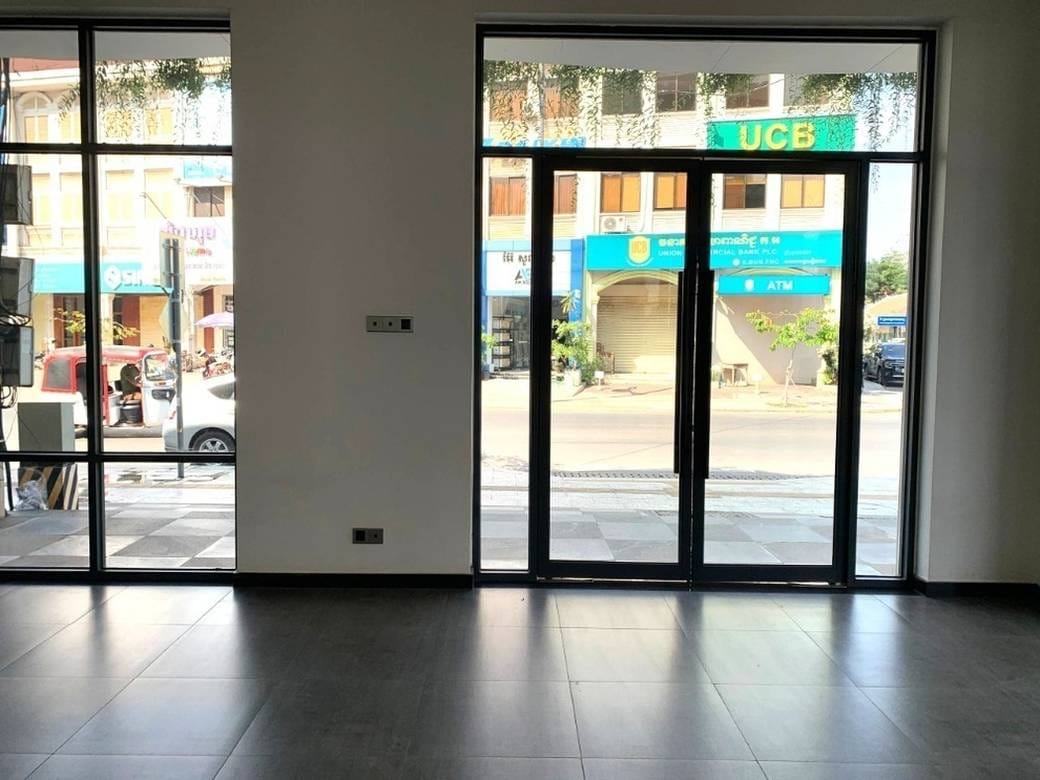 อาคารสำนักงาน สำหรับเช่า ใน Siem Reap $2,800