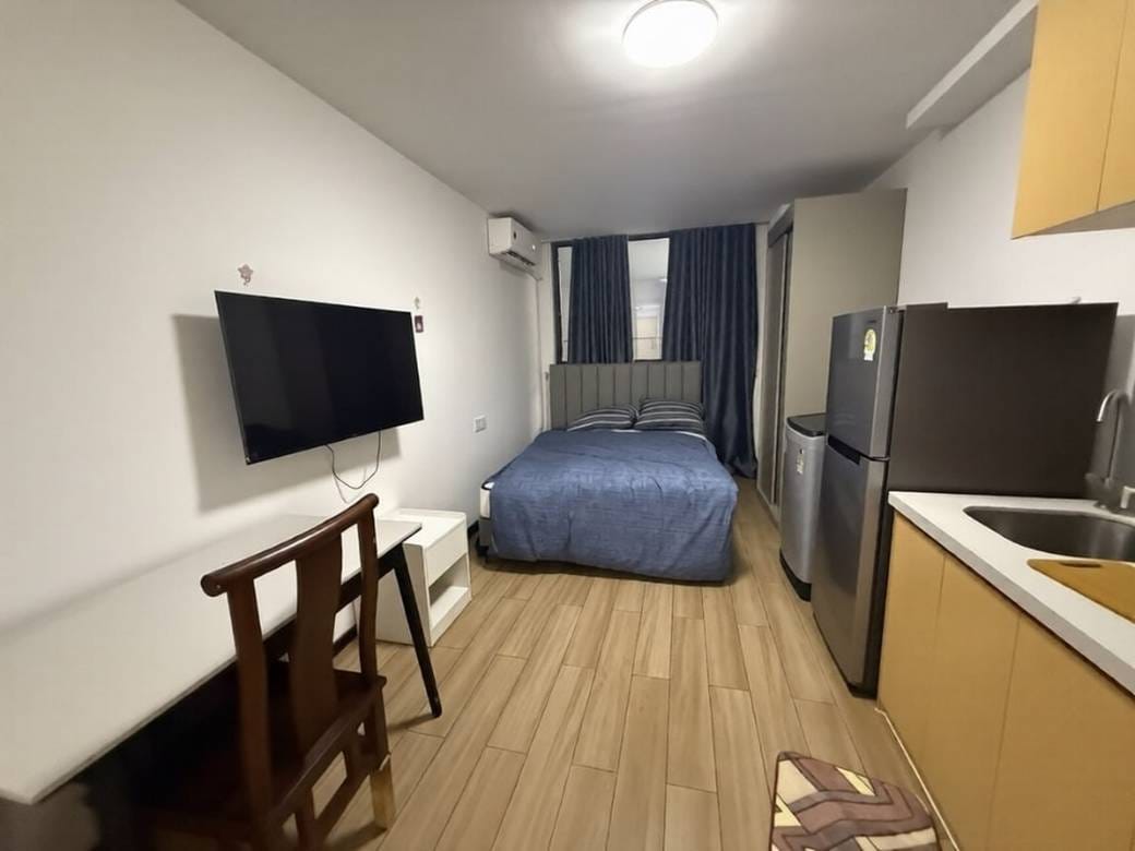 Zařízeno Studio For Sale & Rent