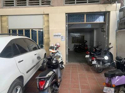 House and lot出售，位于沙南哥分区, 占卡蒙, 金边