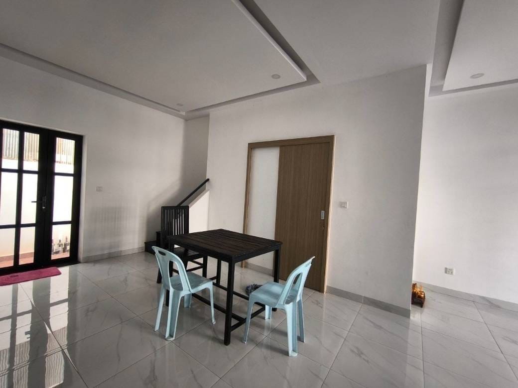 3 Bedrooms Flat House For Sale & Rent for $78,000