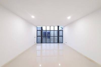 595.2 sqm Living Size Shophouse K pronájmu in Sen Sok