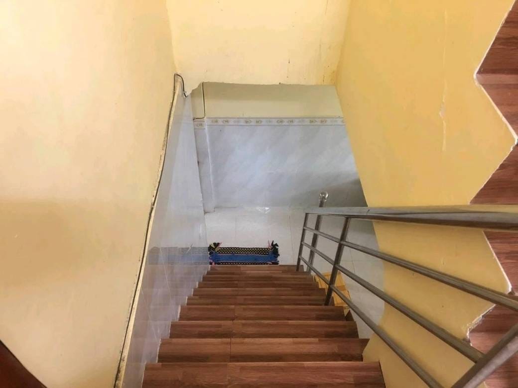 96 sqm Living Size Flat House For Sale in Chbar Ampov