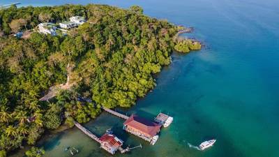 303 sqm Living Size Вилла For Sale & Rent in Koh Rong