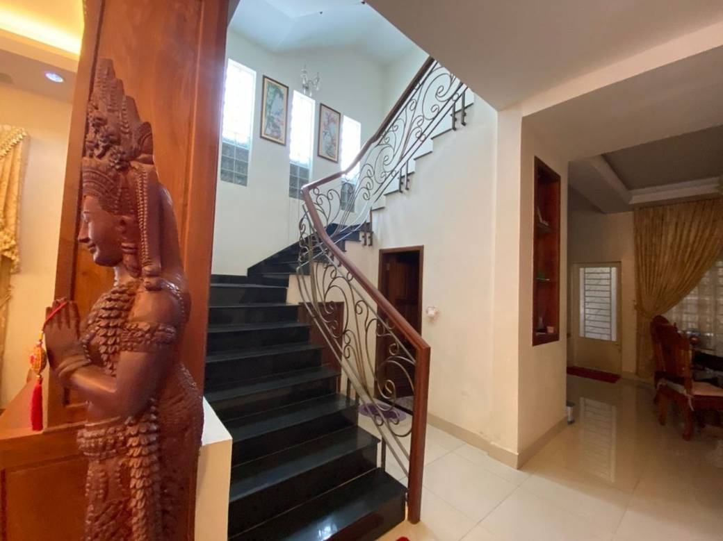 វីឡា សំរាប់លក់ នៅ គោកឃ្លាំង, សែនសុខ, ភ្នំពេញ
