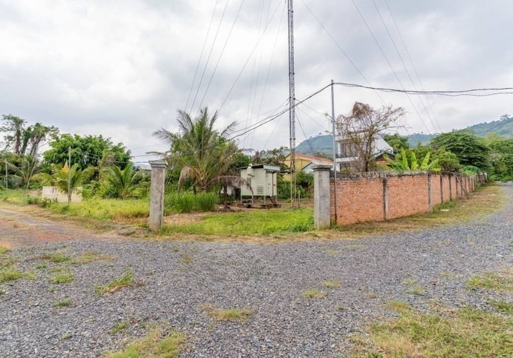 Tuek Chhou에 있는 토지 매매 $750,000