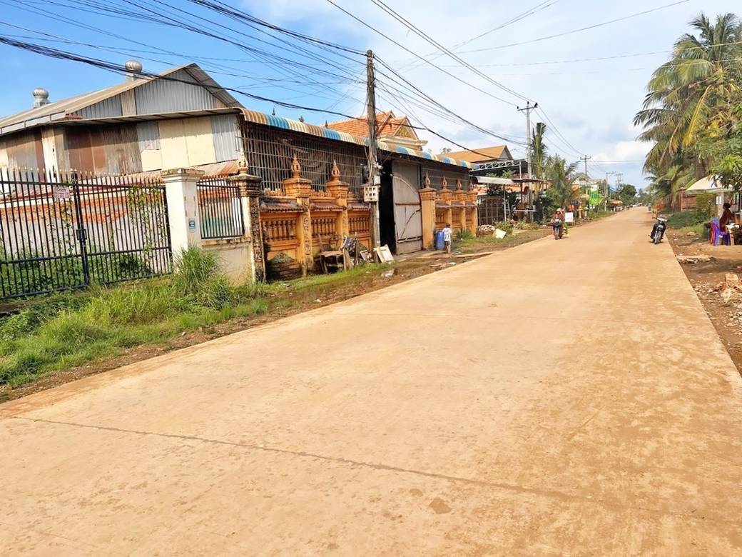 Suong ที่ดิน สำหรับขาย ใน Suong