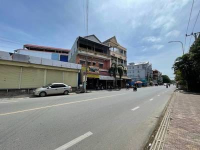 Maison en rangée À vendre à Ta Khmao, Ta Khmau, Kandal