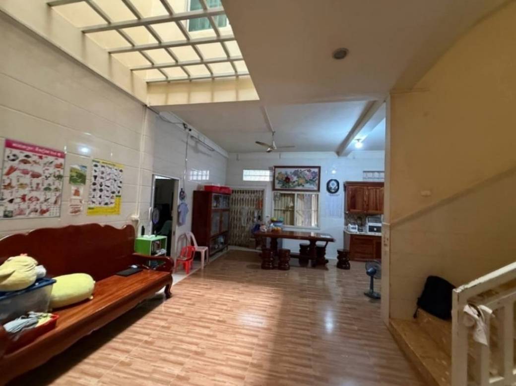 Maison-boutique À vendre à Svay Por, Battambang, Battambang
