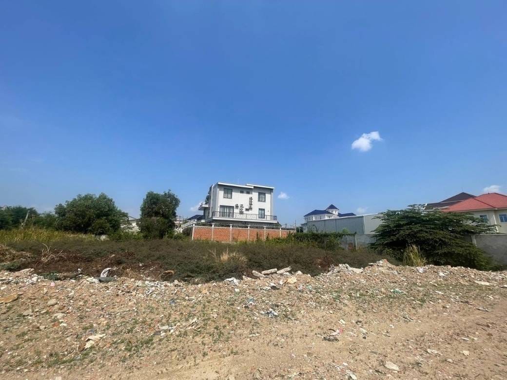 1,800 sqm Land Size Pozemky Na prodej