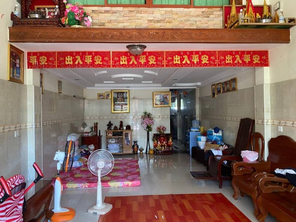 66 sqm Land Size Flat House Na prodej