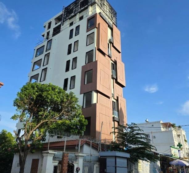 Bâtiment For Sale & Rent à Chroy Changvar, Phnom Penh